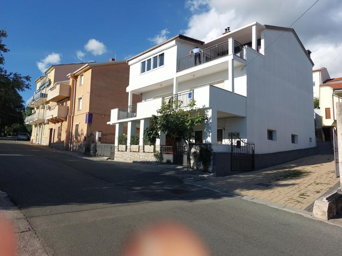 קריקווניצה Loredana Apartments מראה חיצוני תמונה
